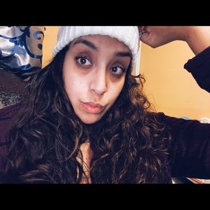 Meet your Posher, Vanessa